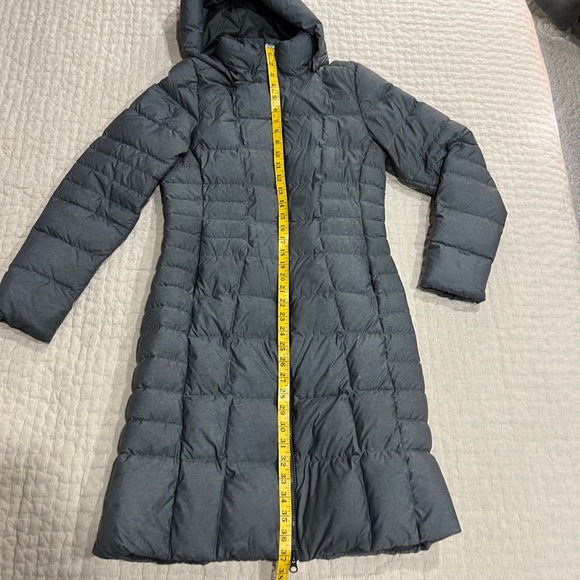 North Face Women’s Insulated/Puffer/Down Long Knee Length Coat - Picture 5 of 11
